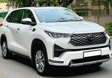 Toyota Innova Hycross Taxi